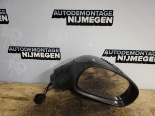 Gebruikte Buitenspiegel rechts Seat Leon (1P1) 2.0 TDI 16V Prijs op aanvraag aangeboden door Autodemontage Nijmegen