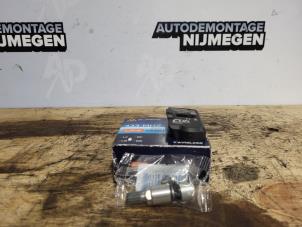 Nieuwe Sensor Bandenspanning BMW 2 serie Active Tourer (F45) 218d 2.0 TwinPower Turbo 16V Prijs op aanvraag aangeboden door Autodemontage Nijmegen