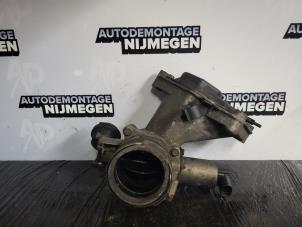 Gebruikte Gasklephuis Renault Espace (JK) 2.2 dCi 150 16V Grand Espace Prijs op aanvraag aangeboden door Autodemontage Nijmegen