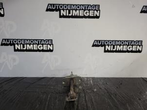Gebruikte Deurvanger 4Deurs rechts-achter Peugeot 108 1.0 12V Prijs op aanvraag aangeboden door Autodemontage Nijmegen