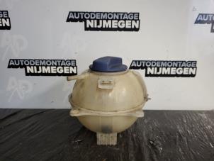 Gebruikte Koelwater Reservoir Volkswagen Polo IV (9N1/2/3) 1.4 16V 100 Prijs op aanvraag aangeboden door Autodemontage Nijmegen