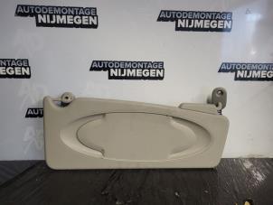 Gebruikte Zonneklep Renault Kangoo/Grand Kangoo (KW) 1.5 Blue dCi 95 Prijs op aanvraag aangeboden door Autodemontage Nijmegen