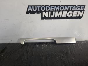 Gebruikte Dashboard sierlijst Volkswagen Golf V (1K1) 2.0 GTI 16V FSI Turbo Prijs op aanvraag aangeboden door Autodemontage Nijmegen