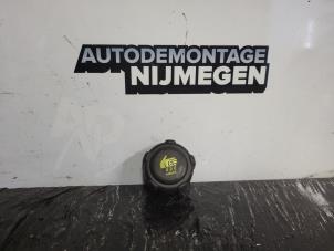 Gebruikte Expansievat dop Renault Kangoo/Grand Kangoo (KW) 1.5 Blue dCi 95 Prijs op aanvraag aangeboden door Autodemontage Nijmegen