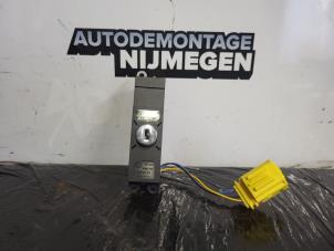 Gebruikte Airbag schakelaar Volkswagen Touareg (7LA/7L6) 3.2 V6 24V Prijs op aanvraag aangeboden door Autodemontage Nijmegen