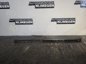 Gebruikte Achterklepdemper links-achter Fiat 500 (312) 1.2 69 Prijs op aanvraag aangeboden door Autodemontage Nijmegen