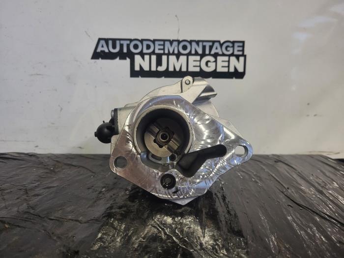 Gebruikte Vacuumpomp (Diesel) Renault Kangoo/Grand Kangoo (KW) 1.5 Blue dCi 95 Prijs op aanvraag aangeboden door Autodemontage Nijmegen