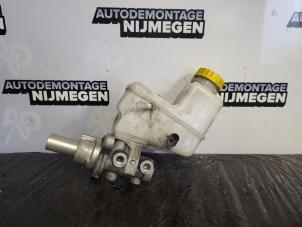 Gebruikte Hoofdremcilinder Fiat Bravo (198A) 1.6 JTD Multijet 105 Prijs op aanvraag aangeboden door Autodemontage Nijmegen