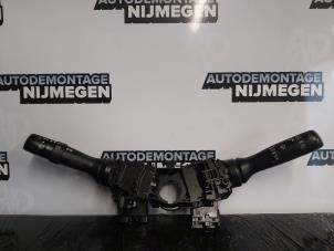 Gebruikte Schakelaar Stuurkolom (licht) Toyota Aygo (B10) 1.4 HDI Prijs op aanvraag aangeboden door Autodemontage Nijmegen