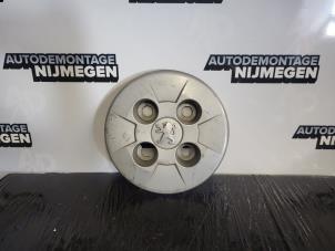 Gebruikte Naafkapje Peugeot Bipper (AA) 1.3 HDI Prijs op aanvraag aangeboden door Autodemontage Nijmegen