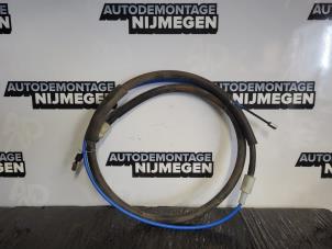 Gebruikte Handrem Kabel Peugeot 208 I (CA/CC/CK/CL) 1.2 12V e-THP PureTech 110 Prijs op aanvraag aangeboden door Autodemontage Nijmegen