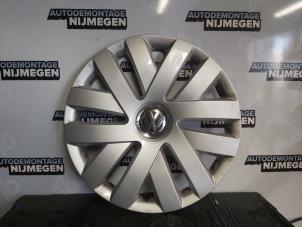Gebruikte Wieldop set Volkswagen Polo V (6R) 1.2 TDI 12V BlueMotion Prijs op aanvraag aangeboden door Autodemontage Nijmegen