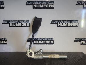 Gebruikte Gordelspanner links Opel Corsa D 1.4 16V Twinport Prijs op aanvraag aangeboden door Autodemontage Nijmegen