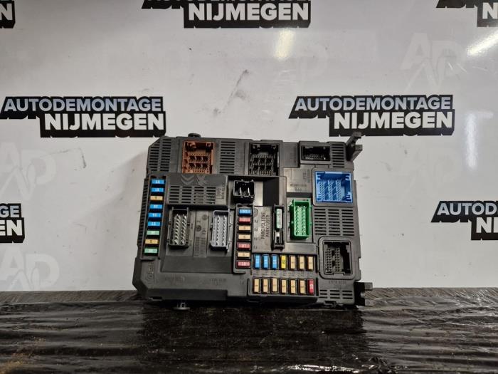 Computer Body Control van een Peugeot 208 I (CA/CC/CK/CL) 1.2 12V e-THP PureTech 110 2016