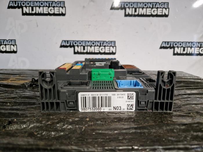 Computer Body Control van een Peugeot 208 I (CA/CC/CK/CL) 1.2 12V e-THP PureTech 110 2016