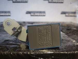 Gebruikte Ruitenwisser Module Daihatsu Sirion 2 (M3) 1.0 12V DVVT Prijs op aanvraag aangeboden door Autodemontage Nijmegen