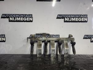 Gebruikte Injector brug Chevrolet Spark (M300) 1.0 16V Bifuel Prijs op aanvraag aangeboden door Autodemontage Nijmegen