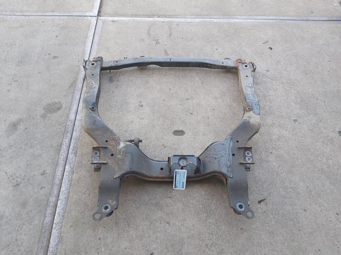 Gebruikte Subframe Chevrolet Spark (M300) 1.0 16V Bifuel Prijs op aanvraag aangeboden door Autodemontage Nijmegen