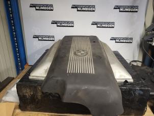 Gebruikte Afdekplaat motor BMW 5 serie (E39) 540i 32V Prijs op aanvraag aangeboden door Autodemontage Nijmegen