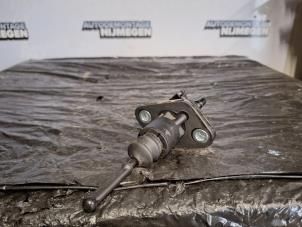 Gebruikte Koppeling Hulp Cilinder Opel Karl 1.0 12V Prijs op aanvraag aangeboden door Autodemontage Nijmegen