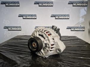 Gebruikte Dynamo Mercedes SLK (R170) 2.3 230 K 16V Prijs op aanvraag aangeboden door Autodemontage Nijmegen