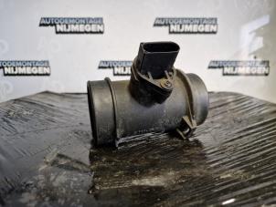 Gebruikte Luchtmassameter Mercedes SLK (R170) 2.3 230 K 16V Prijs op aanvraag aangeboden door Autodemontage Nijmegen