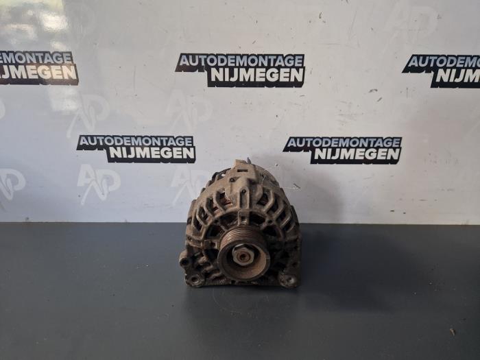 Gebruikte Alternator Volkswagen Polo V (6R) 1.2 12V Prijs op aanvraag aangeboden door Autodemontage Nijmegen