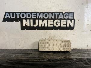 Gebruikte Microfoon Renault Twingo III (AH) ZE R80 Prijs op aanvraag aangeboden door Autodemontage Nijmegen