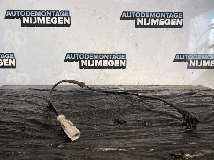 Gebruikte ABS Sensor Renault Twingo III (AH) ZE R80 Prijs op aanvraag aangeboden door Autodemontage Nijmegen
