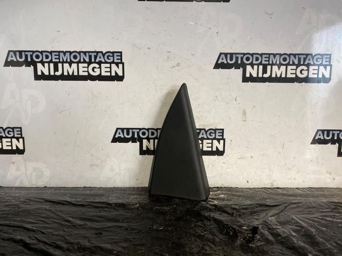 Gebruikte Spiegelkap links Renault Twingo III (AH) ZE R80 Prijs op aanvraag aangeboden door Autodemontage Nijmegen
