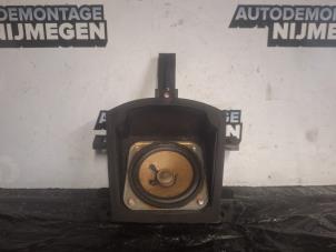 Gebruikte Luidspreker Opel Antara (LA6) 2.4 16V 4x4 Prijs op aanvraag aangeboden door Autodemontage Nijmegen