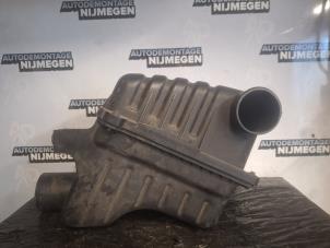 Gebruikte Luchtfilterhuis Opel Antara (LA6) 2.4 16V 4x4 Prijs op aanvraag aangeboden door Autodemontage Nijmegen