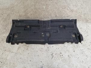 Gebruikte Vloerbedekking Renault Twingo III (AH) ZE R80 Prijs op aanvraag aangeboden door Autodemontage Nijmegen