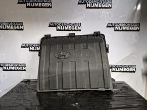 Gebruikte Luchtfilterhuis Hyundai i10 (B5) 1.0 12V Prijs op aanvraag aangeboden door Autodemontage Nijmegen