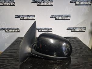 Gebruikte Spiegel Buiten links Hyundai i20 1.4i 16V Prijs op aanvraag aangeboden door Autodemontage Nijmegen