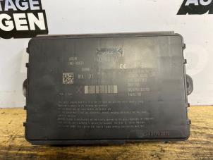 Gebruikte Deur module Jaguar XE 2.0 D E-Performance 16V Prijs op aanvraag aangeboden door Autodemontage Nijmegen