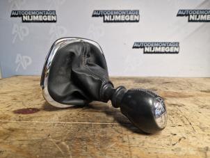 Gebruikte Versnellingspook Opel Vivaro Combi 1.6 CDTI 115 Prijs op aanvraag aangeboden door Autodemontage Nijmegen