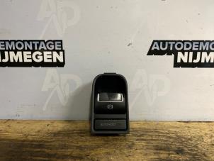 Gebruikte Handrem schakelaar Volkswagen Sharan (7N) 1.4 TSI 16V Prijs op aanvraag aangeboden door Autodemontage Nijmegen