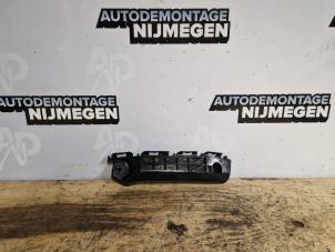Gebruikte Bumpersteun links-voor Toyota Yaris III (P13) 1.0 12V VVT-i Prijs op aanvraag aangeboden door Autodemontage Nijmegen