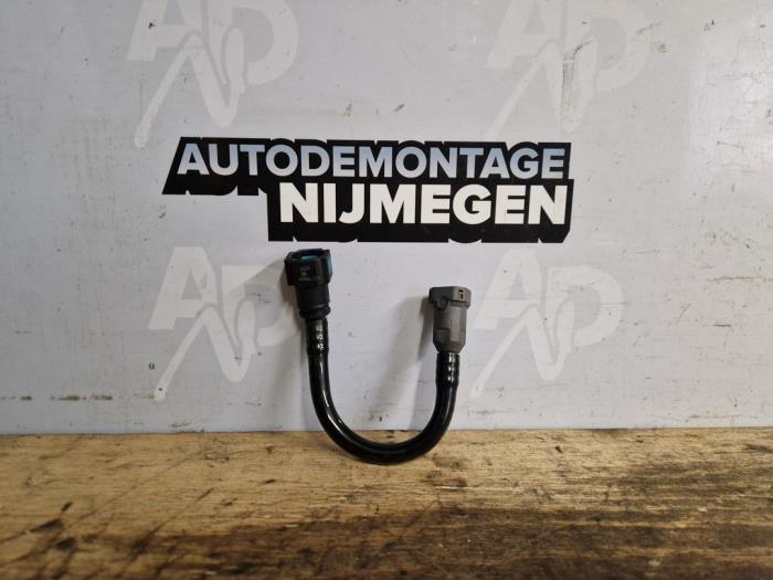 Gebruikte Brandstofleiding Peugeot 208 I (CA/CC/CK/CL) 1.2 Vti 12V PureTech 82 Prijs op aanvraag aangeboden door Autodemontage Nijmegen