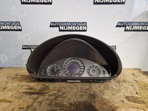 Gebruikte Kilometerteller KM Mercedes CLK (C209) 2.6 240 V6 18V Prijs op aanvraag aangeboden door Autodemontage Nijmegen