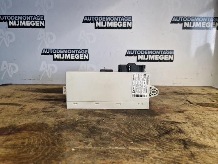 Bodycontrol Module BMW 1 serie (E87/87N), 2003 / 2012 116i 1.6 16V, Hatchback, 4Dr, Benzine, 1.596cc, 85kW (116pk), RWD, N45B16A, 2004-06 / 2006-12, UF11; UF12 (Gebruikt)