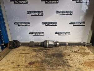 Gebruikte Homokineetas rechts-voor Mazda 3 (BM/BN) 2.0 SkyActiv-G 120 16V Prijs op aanvraag aangeboden door Autodemontage Nijmegen