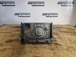 Gebruikte Regelunit Multi Media Mazda 3 (BM/BN) 2.0 SkyActiv-G 120 16V Prijs op aanvraag aangeboden door Autodemontage Nijmegen