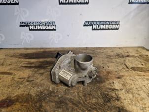 Gebruikte Gasklephuis Ford Focus C-Max 1.6 16V Prijs op aanvraag aangeboden door Autodemontage Nijmegen