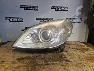 Gebruikte Koplamp links Mercedes B (W245) 2.0 B-200 16V Prijs op aanvraag aangeboden door Autodemontage Nijmegen