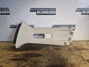 Gebruikte Stijlbekleding midden-links Mazda 3 (BM/BN) 2.0 SkyActiv-G 120 16V Prijs op aanvraag aangeboden door Autodemontage Nijmegen