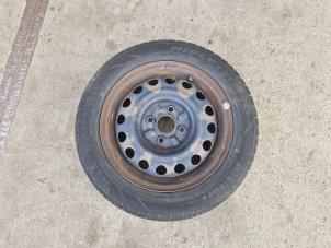 Gebruikte Velg + Band Citroen C1 1.0 12V Prijs op aanvraag aangeboden door Autodemontage Nijmegen