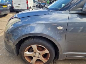 Gebruikte Scherm links-voor Suzuki Swift (ZA/ZC/ZD1/2/3/9) 1.3 VVT 16V Prijs op aanvraag aangeboden door Autodemontage Nijmegen