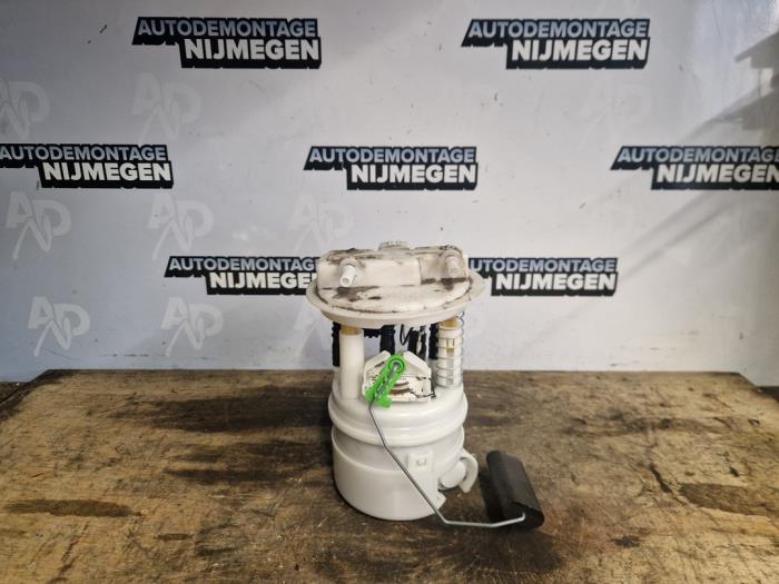 Gebruikte Brandstofpomp Elektrisch Dacia Sandero II 0.9 TCE 12V Prijs op aanvraag aangeboden door Autodemontage Nijmegen